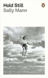 Hold Still. A Memoir with Photographs
